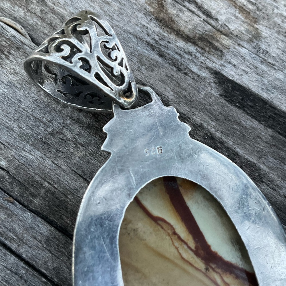 Banded Desert Jasper Pendant - Picture 5 of 9